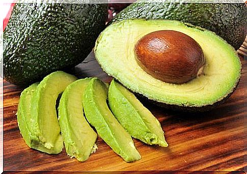 1 avocado daily to lower cholesterol