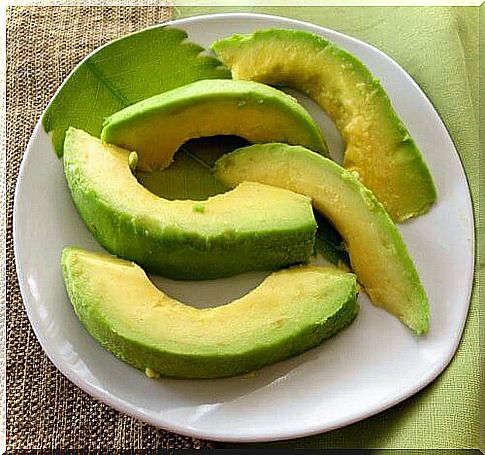 Avocado-to-protect-our-health