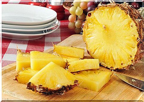 Pineapple for heartburn