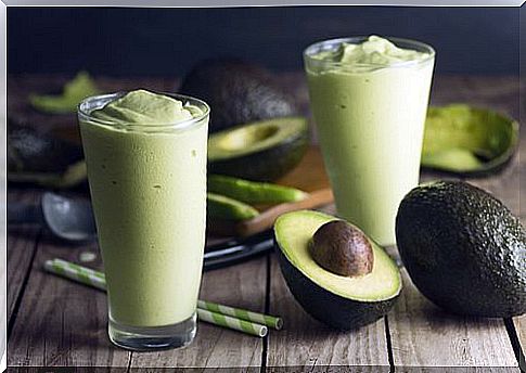 Mixed drinks for weight loss: avocado