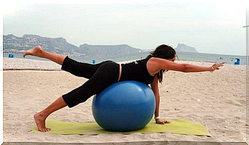 Balance exercise for the buttocks