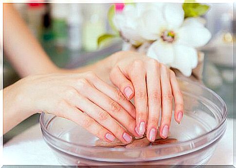 Nail manicure