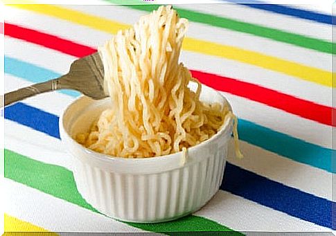 How dangerous are instant noodle soups?
