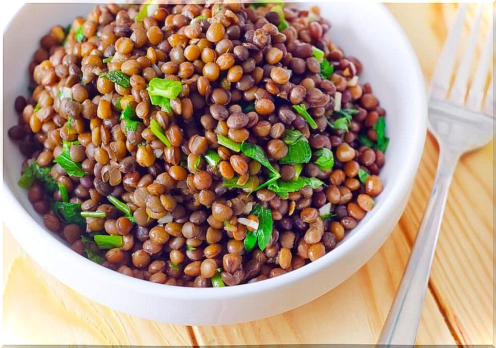 Lentils with vegetables: delicious and healthy