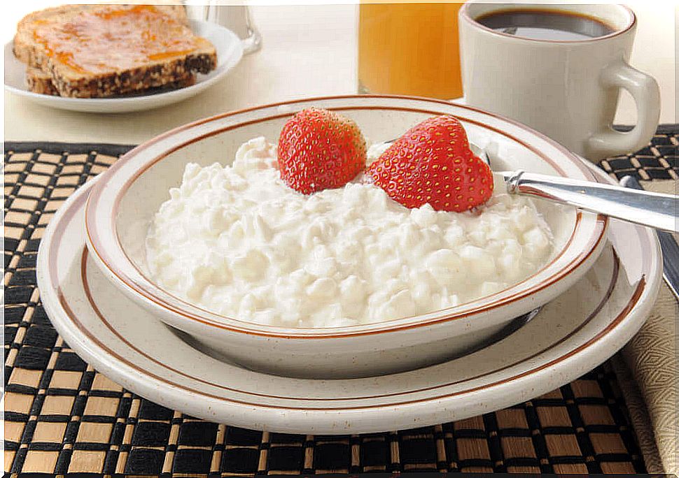 Make cottage cheese yourself