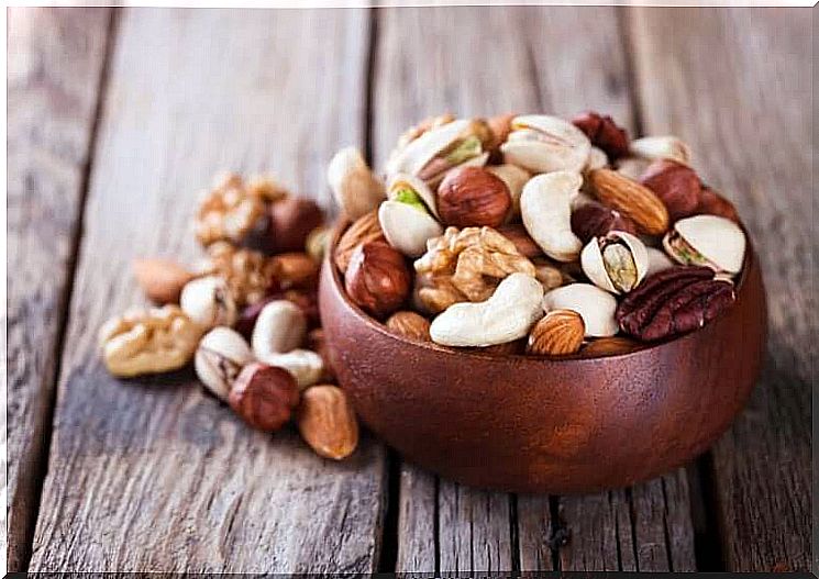 Nuts should be eaten in moderation